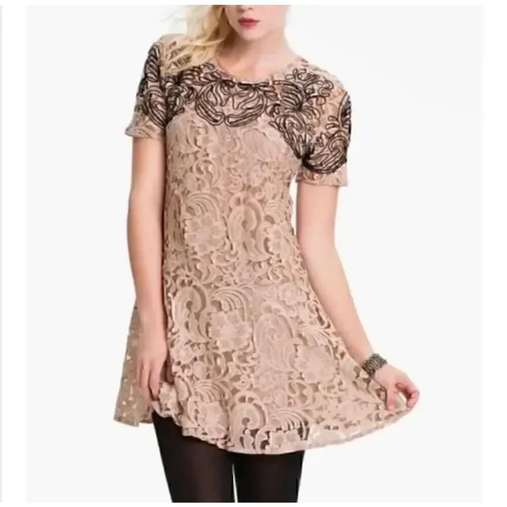 Free People Lace Dress Tunic Embroidered Ruffle Short Sleeve Tan Black Size XS - Picture 1 of 8